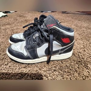 Size 4.5 youth Jordan tennis shoes